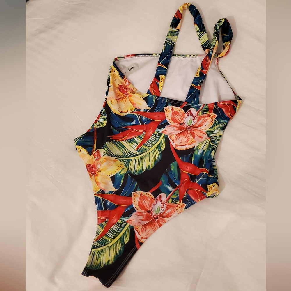 One piece swimsuit